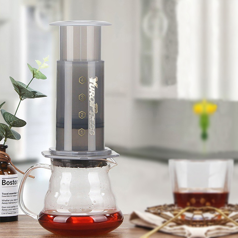 ماكينة قهوة إسبريسو محمولة، أد - مراجعة Aeropress Coffee Maker وسعره